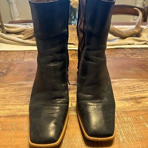 Alohas size 38 ankle boots
